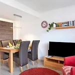 Apartamento Haus Intlekofer *
