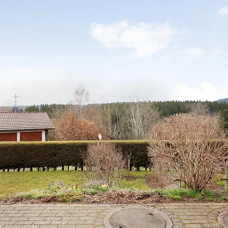 Haus Intlekofer 아파트