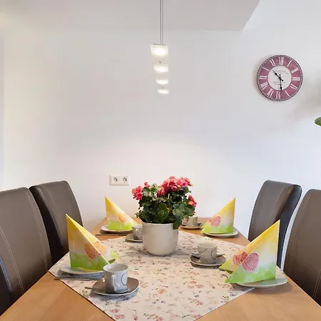 Haus Intlekofer * Lenzkirch