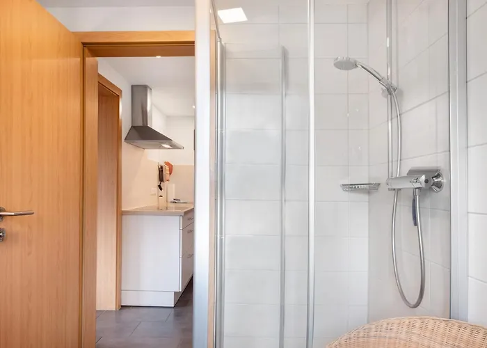 Apartament Haus Intlekofer *